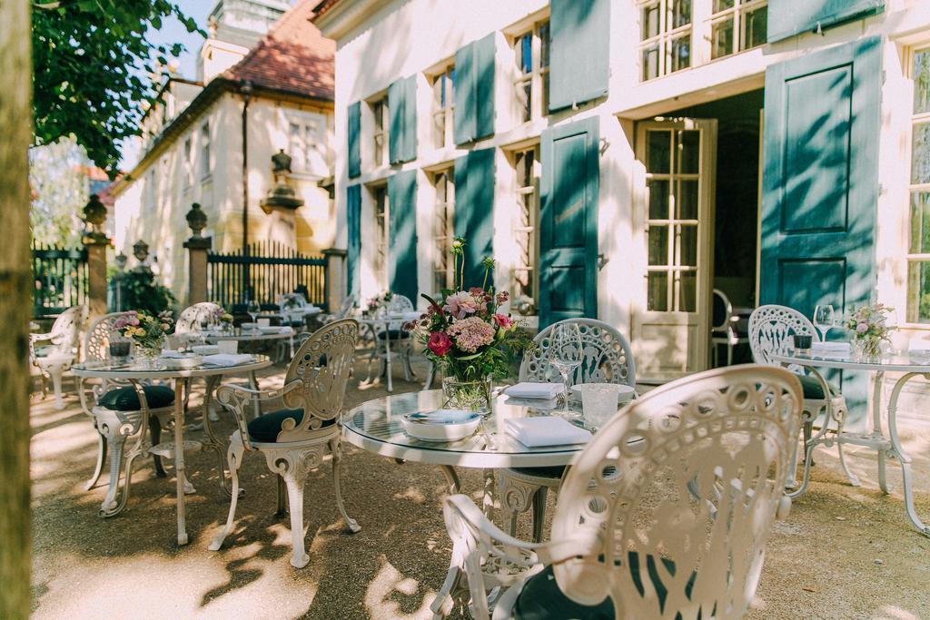 Hotel Villa Sorgenfrei & Restaurant Atelier Sanssouci Radebeul Exterior photo