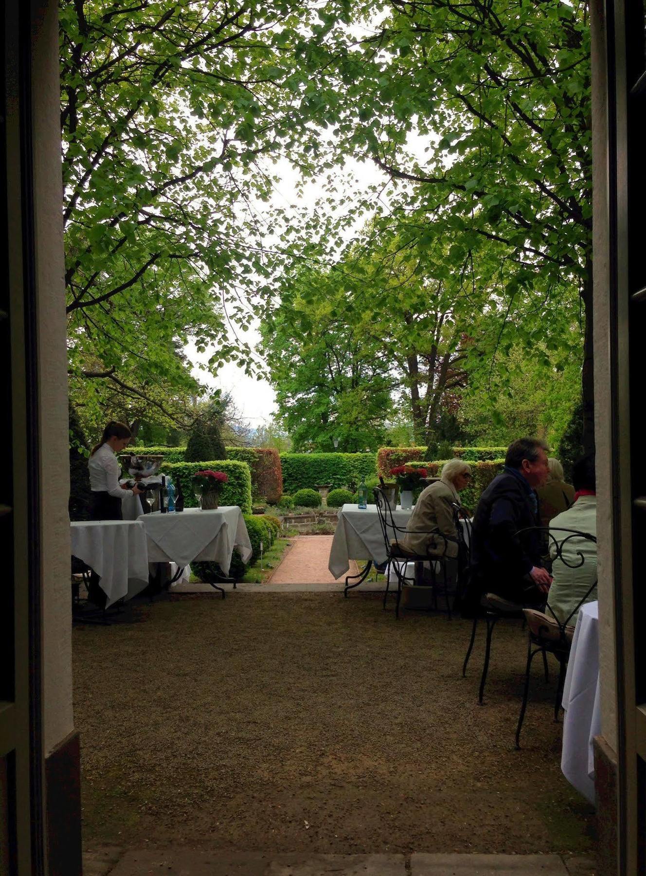 Hotel Villa Sorgenfrei & Restaurant Atelier Sanssouci Radebeul Exterior photo
